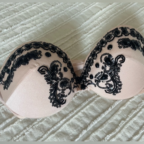 SUPER RARE VICTORIA SECRET Full Bikini Pink & Black Jewels limited edition - Picture 8 of 11